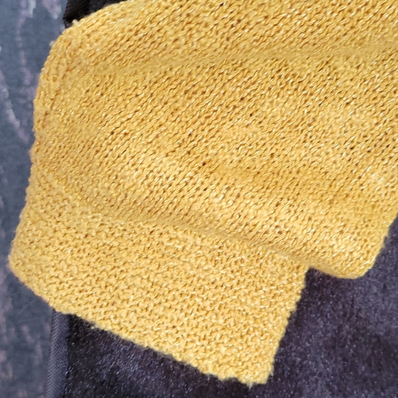 Sweater - Picture 3 of 3